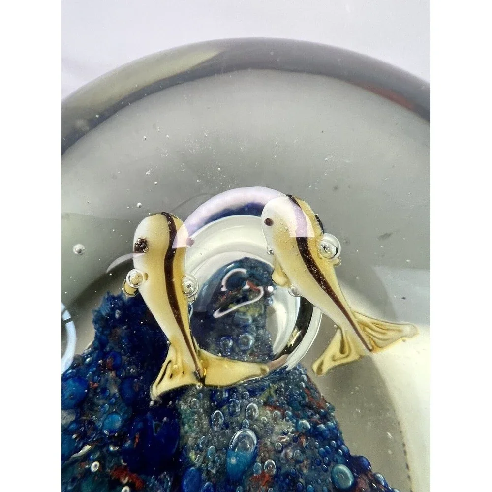 Vtg‎ Paperweight Clear Ball Collectible Creations Fish Ocean Scenery Decor